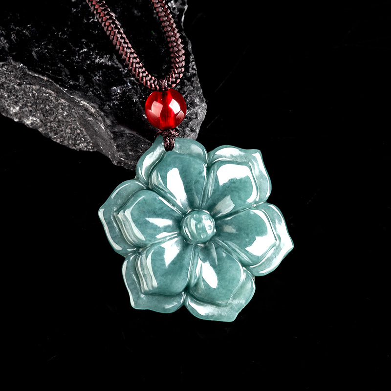 Vintage Necklace - Burma Yeşim Taşı Çiçek Kolye Ucu