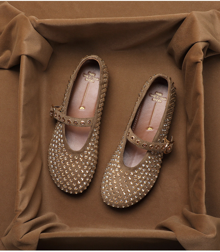 SHOEBOX Kadınların yaz koleksi - Vintage Collectible Shoes incelemesi ve fiyatı